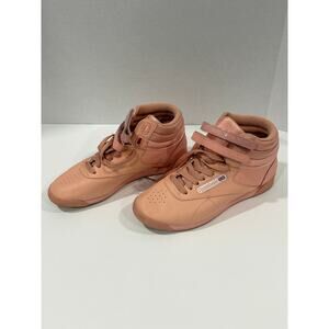 Reebok Classic Leather Women’s Size 7 Retro Sneakers Casual High Top Shoes